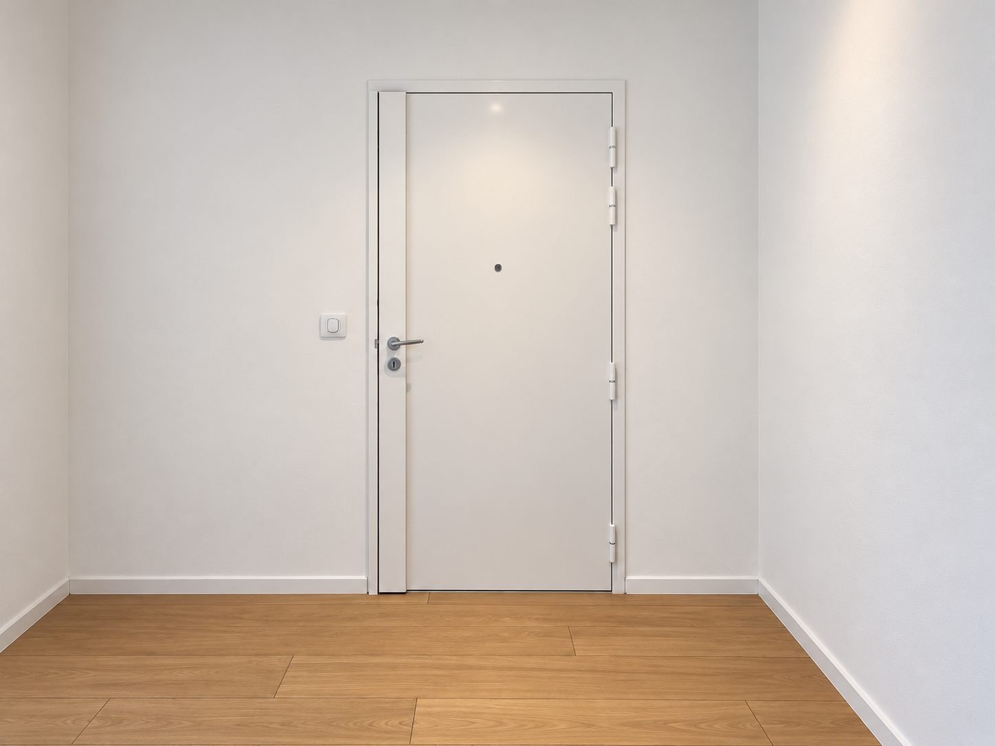 Porte blindée blanche posée
